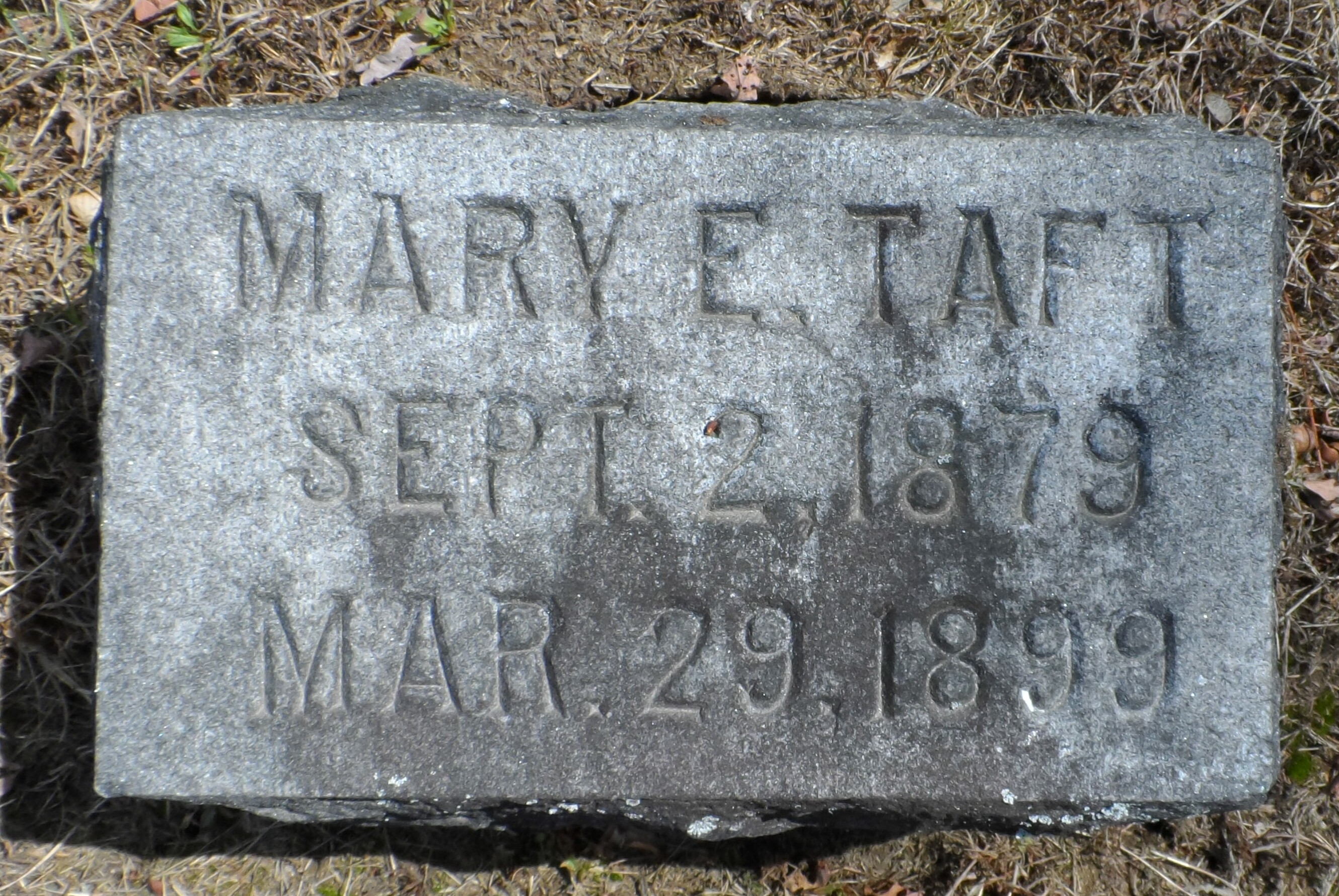 Tombstone of Mary E. Taft
